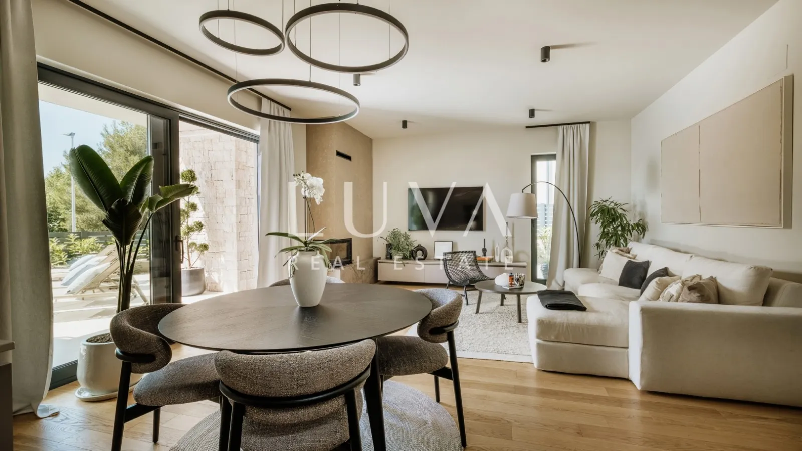 Istria, Poreč, modern house with heated pool, NKP 127 m²