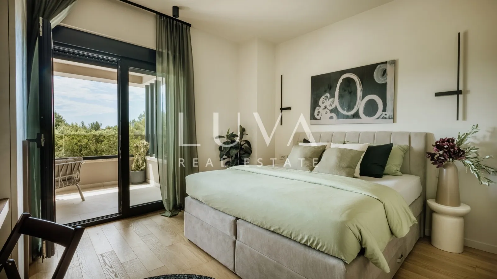 Istria, Poreč, modern house with heated pool, NKP 127 m²