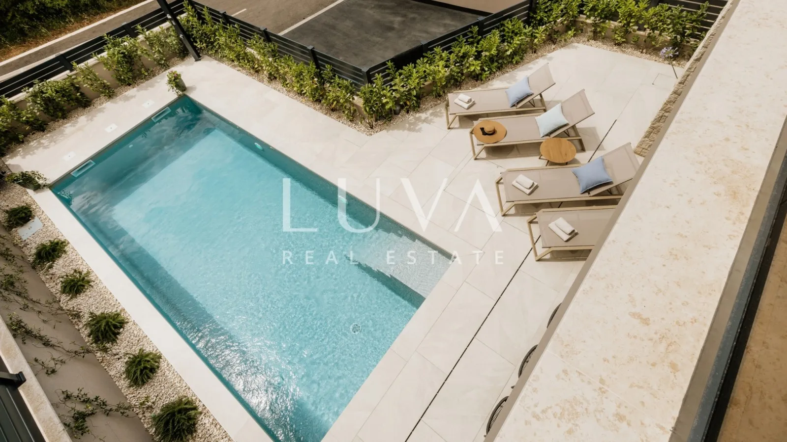 Istria, Poreč, modern house with heated pool, NKP 127 m²