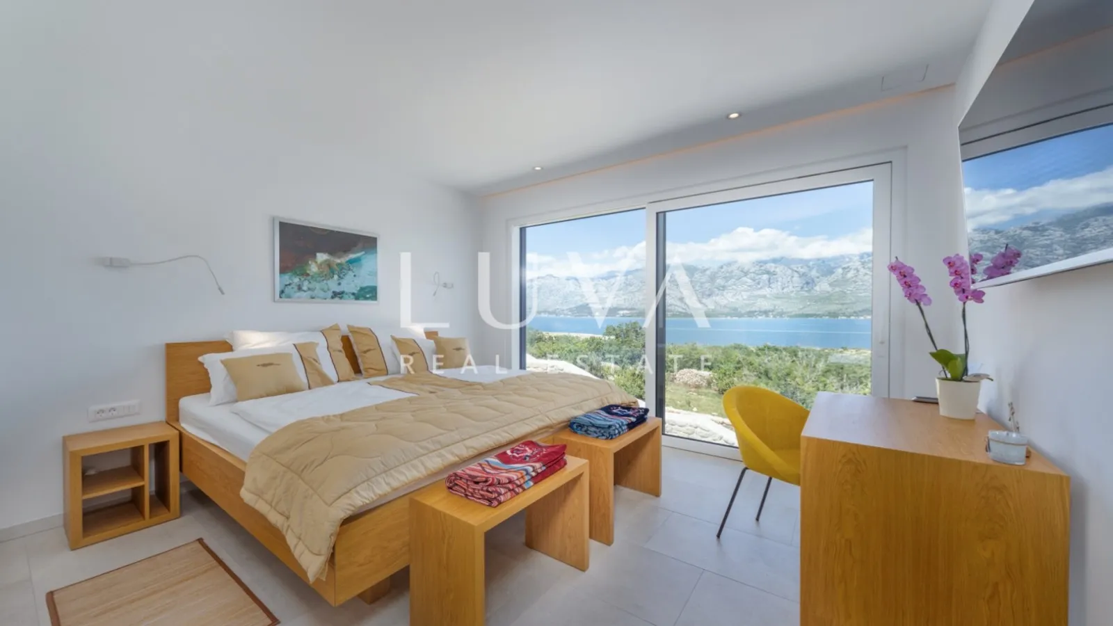 Zadar, Vinjerac, luxury villa 683 m2 with pool by the sea for sale