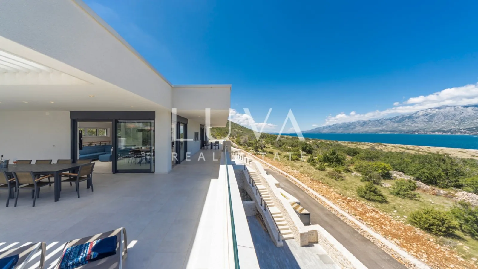 Zadar, Vinjerac, luxury villa 683 m2 with pool by the sea for sale
