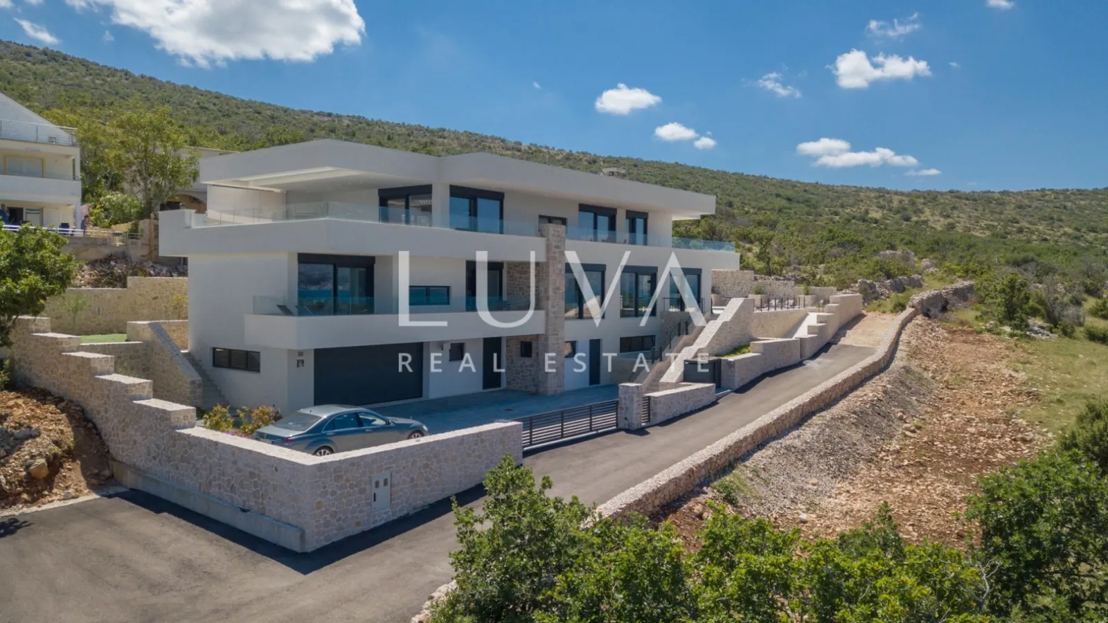Zadar, Vinjerac, luxury villa 683 m2 with pool by the sea for sale