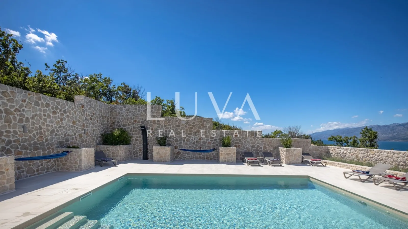 Zadar, Vinjerac, luxury villa 683 m2 with pool by the sea for sale