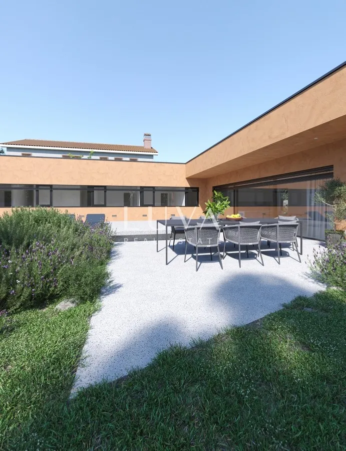 Istra, Žminj kuća 145m2 s bazenom na prodaju