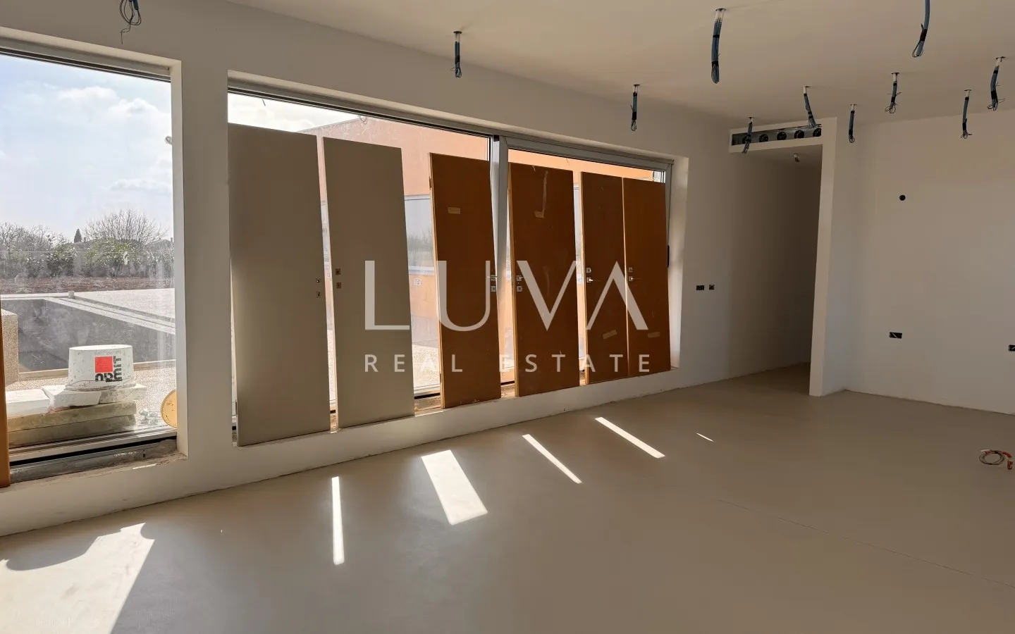Istra, Žminj kuća 145m2 s bazenom na prodaju