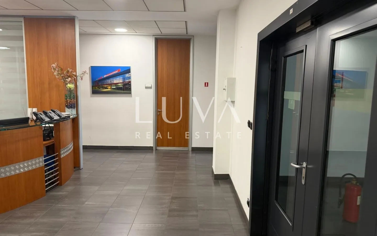 Zagreb, Slavonska avenue, office space 530m2, rent