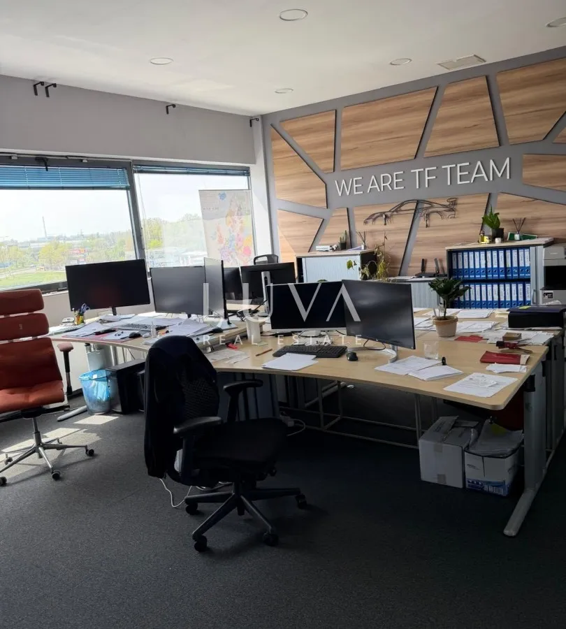 Zagreb, Slavonska Avenija, office space 130m2, rent