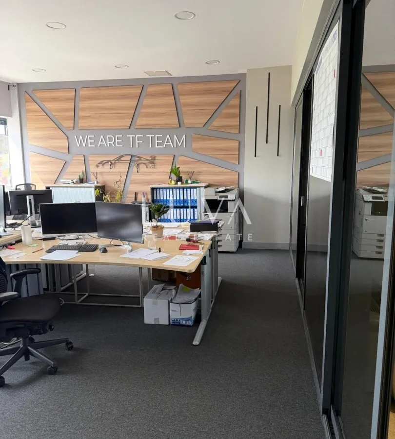 Zagreb, Slavonska Avenija, office space 130m2, rent