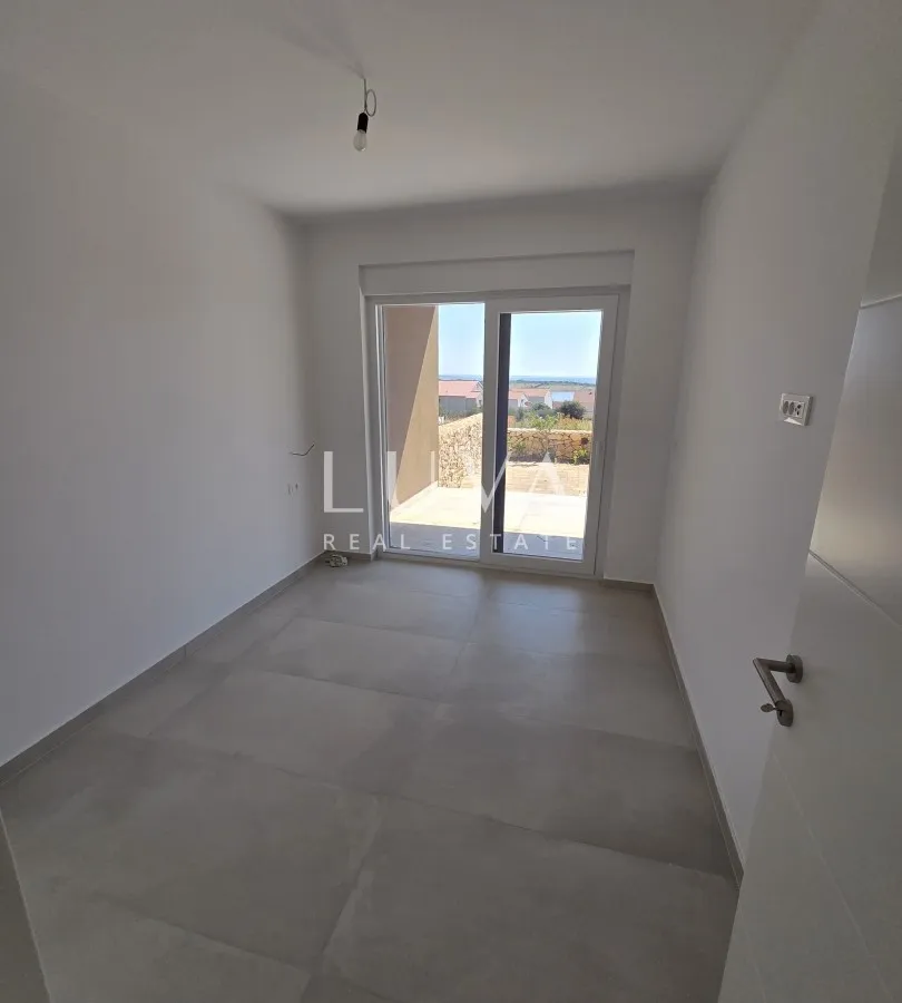 Novalja, moderne Neubauwohnung, S1, NKP 74 m²
