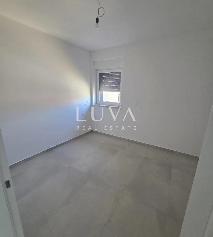 Novalja, moderne Neubauwohnung, A3, NKP 69 m²