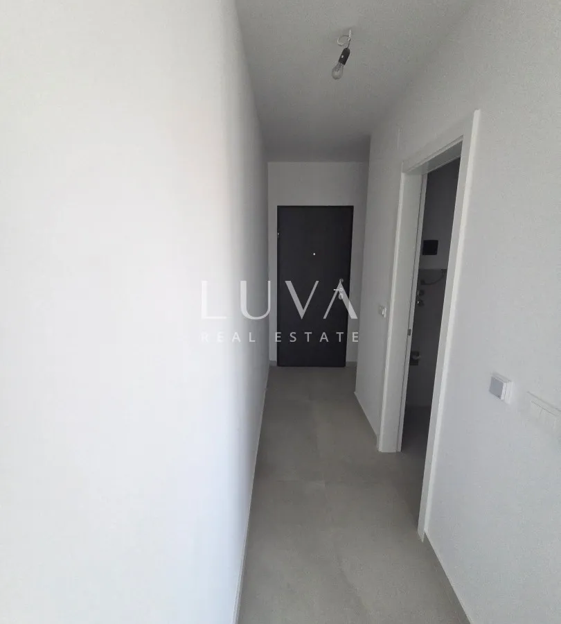 Novalja, moderne Neubauwohnung, A3, NKP 69 m²