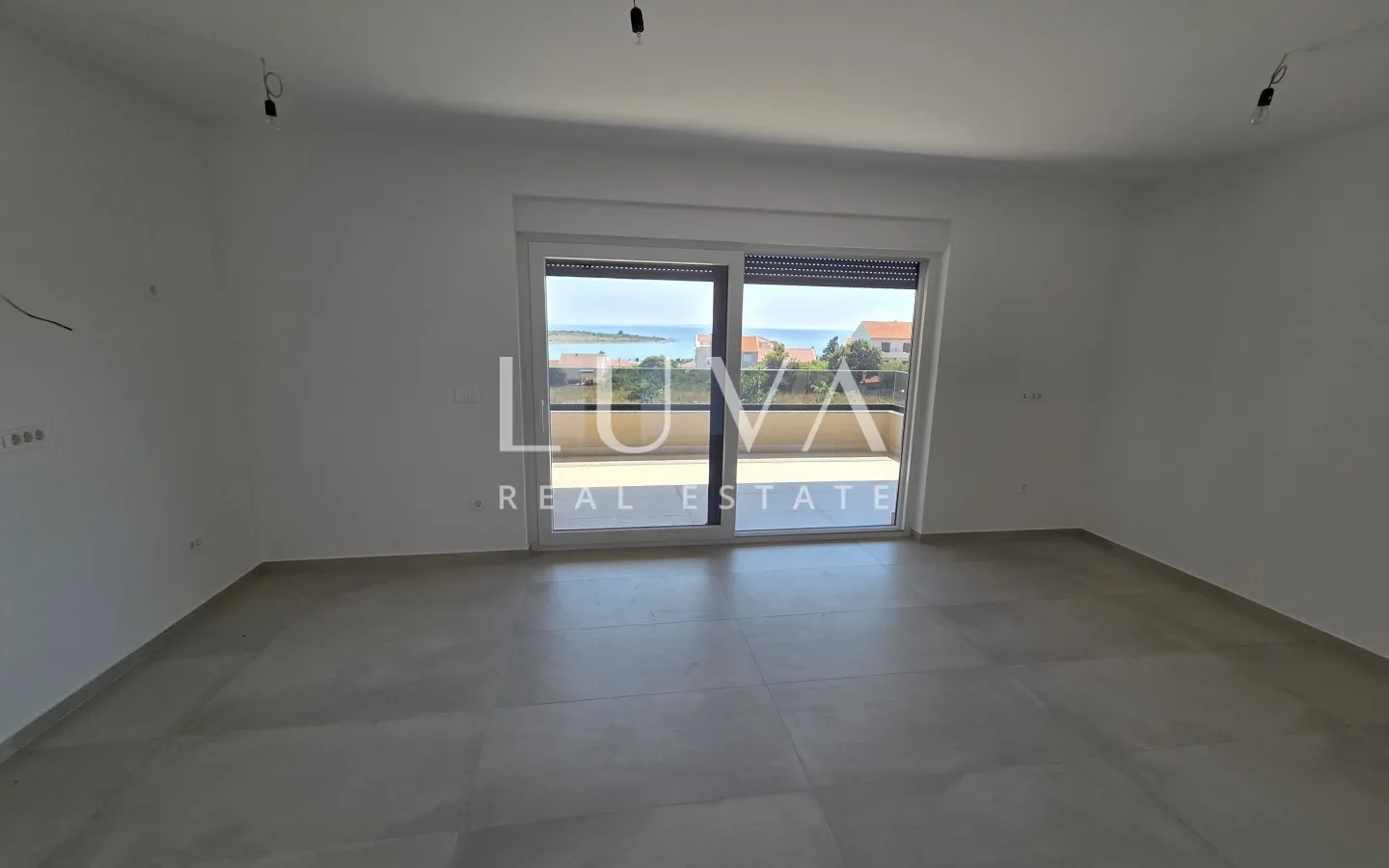 Novalja, modern new build apartment, S2/Z1, NKP 76 m²