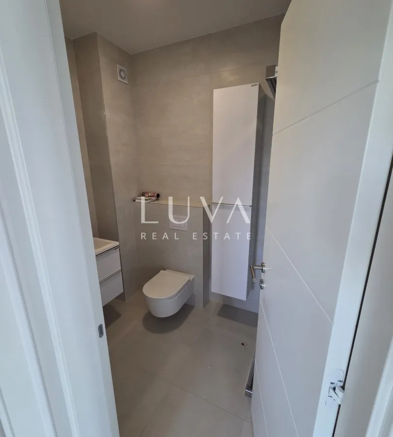 Novalja, modern new build apartment, S2/Z1, NKP 76 m²