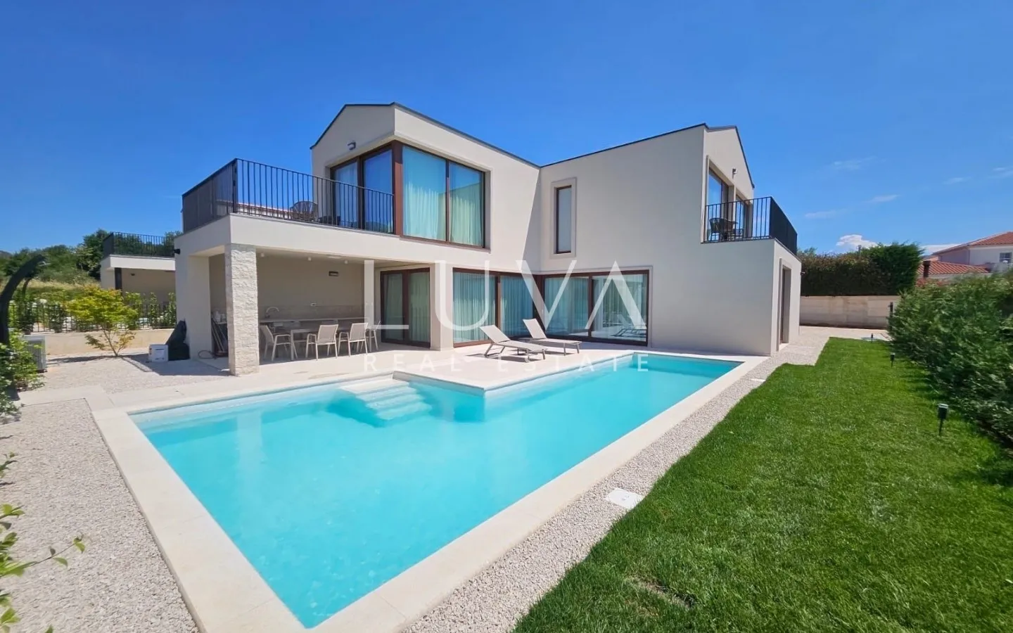 Poreč, Vabriga, 206 m² house with pool for sale