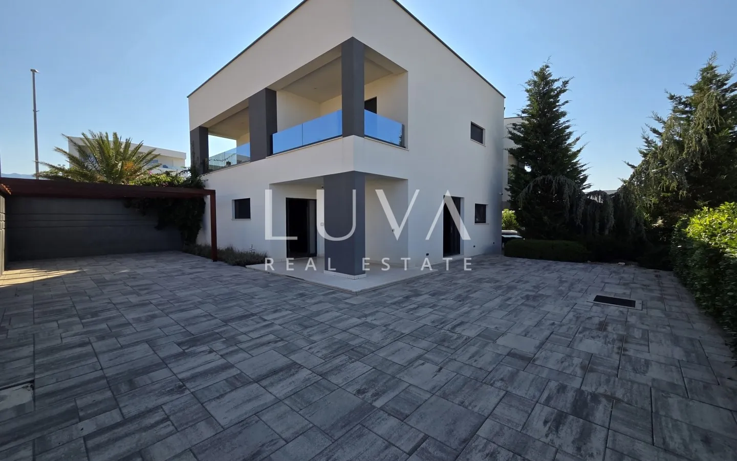 Pag, Novalja, complex of two luxury villas, 700 m², for sale