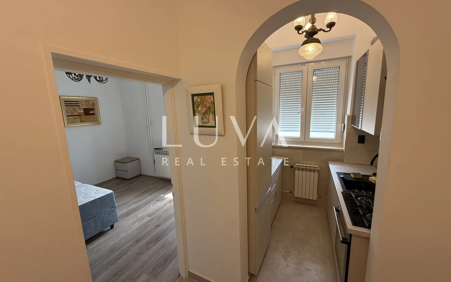 Zagreb, Zentrum, neu renovierte 3-Zimmer-Wohnung zu vermieten, 84 m²