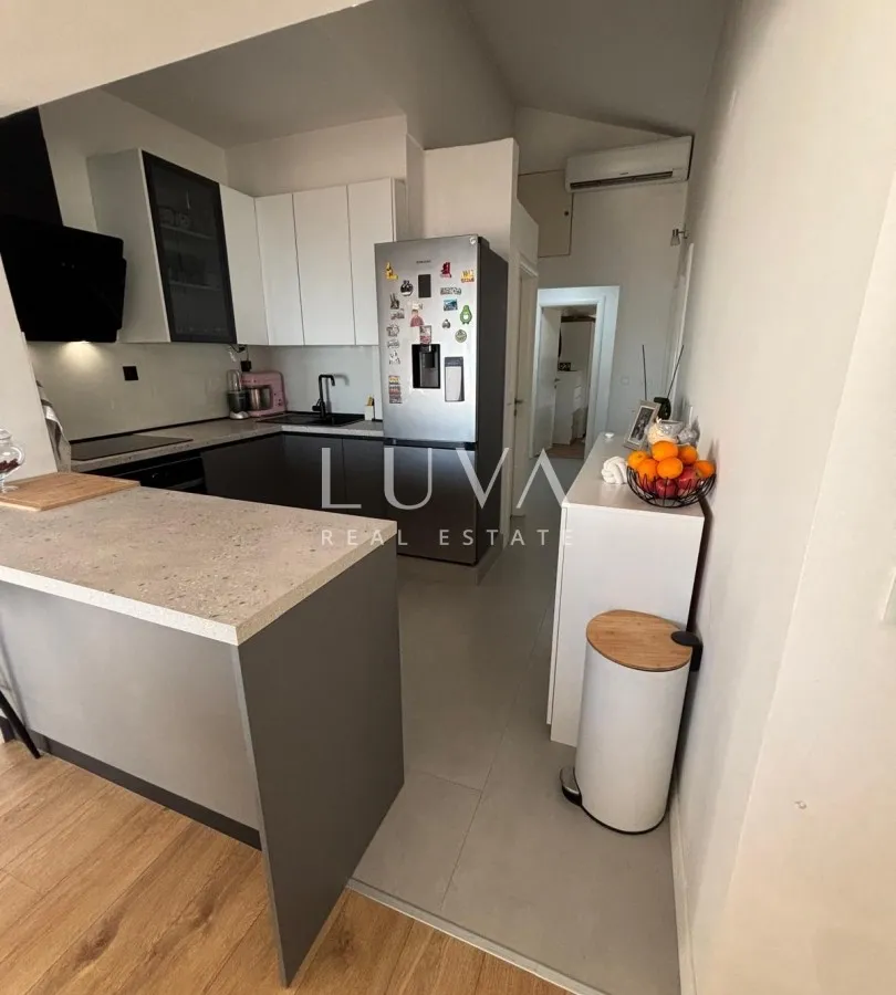 Split, Žnjan, 4 room apartment with sea view, 103 m², for sale