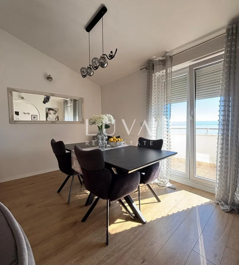 Split, Žnjan, 4 room apartment with sea view, 103 m², for sale