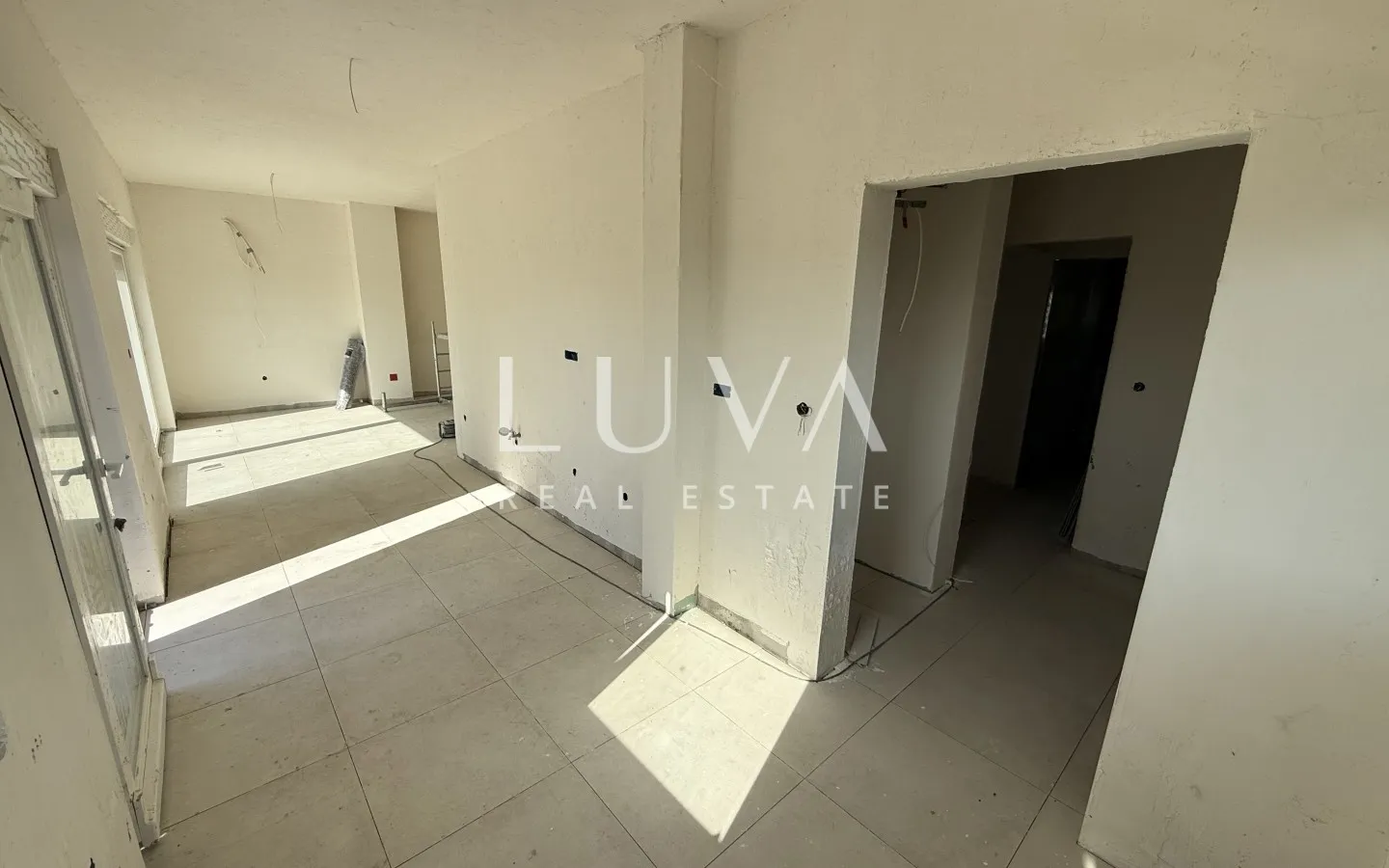 Zagreb, Vrapče, penthouse in a new building with a garage, NKP 91 m²