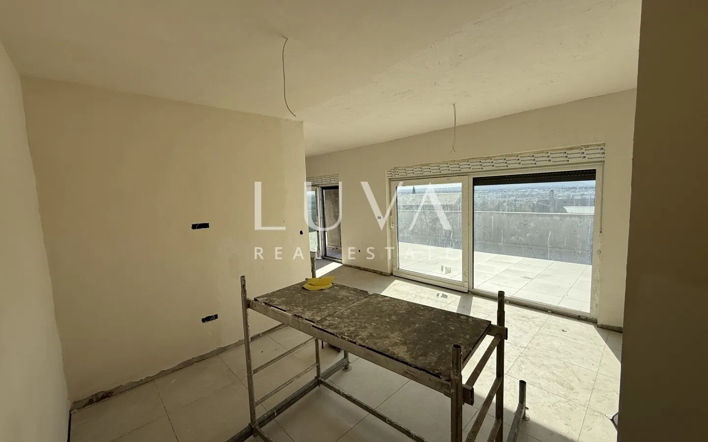 Zagreb, Vrapče, penthouse in a new building with a garage, NKP 91 m²