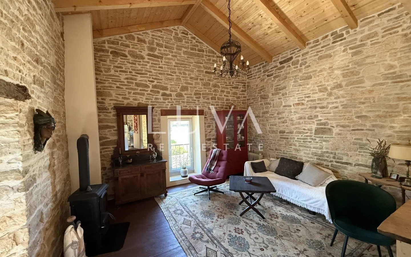 Istria, Grožnjan, Martinčići, stone semi-detached house, 105 m²