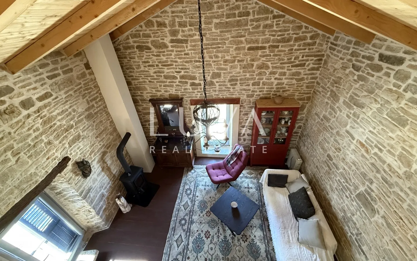 Istria, Grožnjan, Martinčići, stone semi-detached house, 105 m²