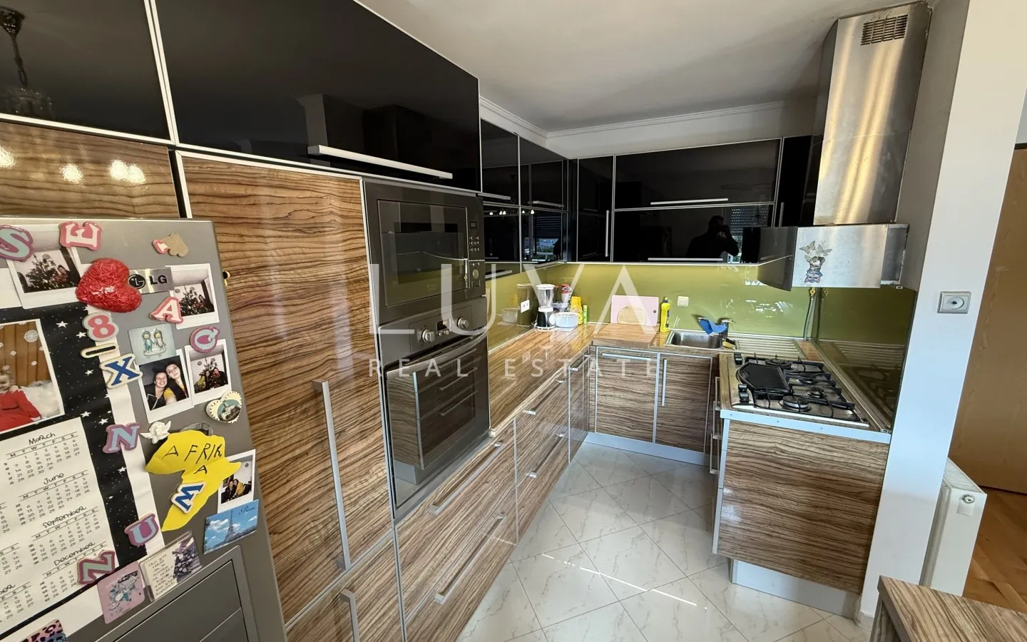 Zagreb, Vrapče, Penthouse mit zwei Balkonen, 90 m²
