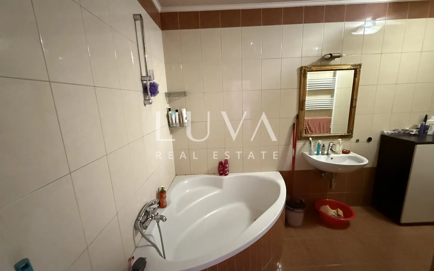 Zagreb, Vrapče, Penthouse mit zwei Balkonen, 90 m²