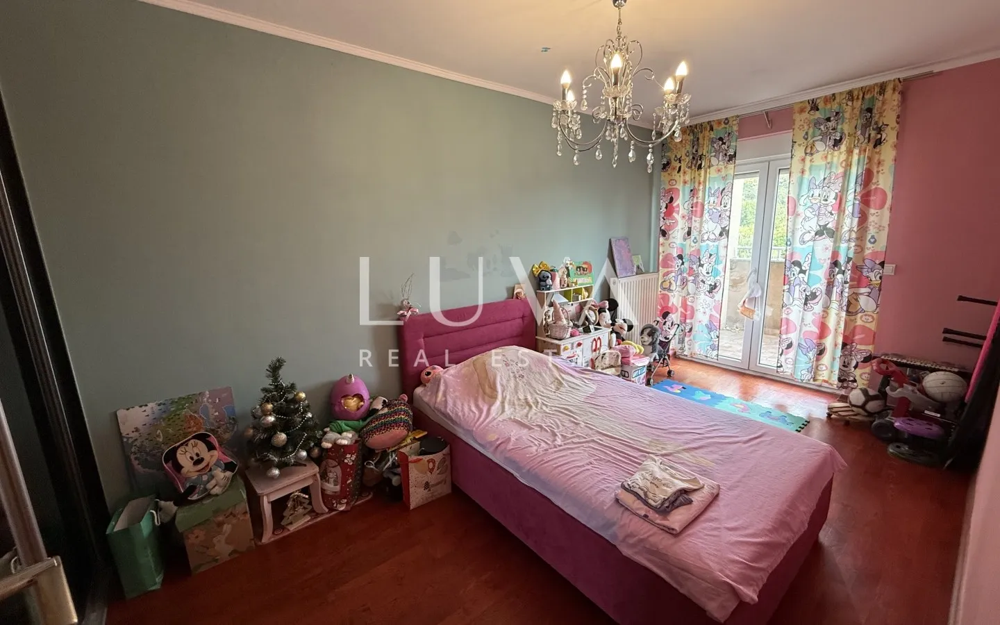 Zagreb, Vrapče, Penthouse mit zwei Balkonen, 90 m²