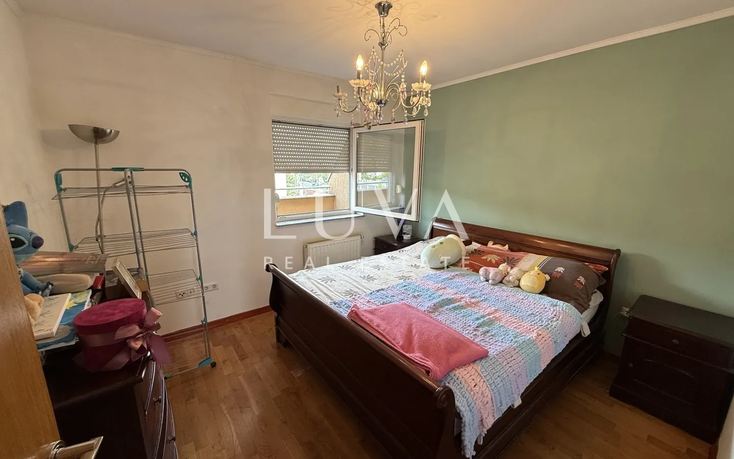 Zagreb, Vrapče, Penthouse mit zwei Balkonen, 90 m²