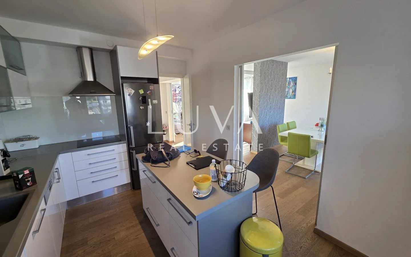 Zagreb, Šalata, Haus 310 m2 zur Anpassung, Garage, zu verkaufen