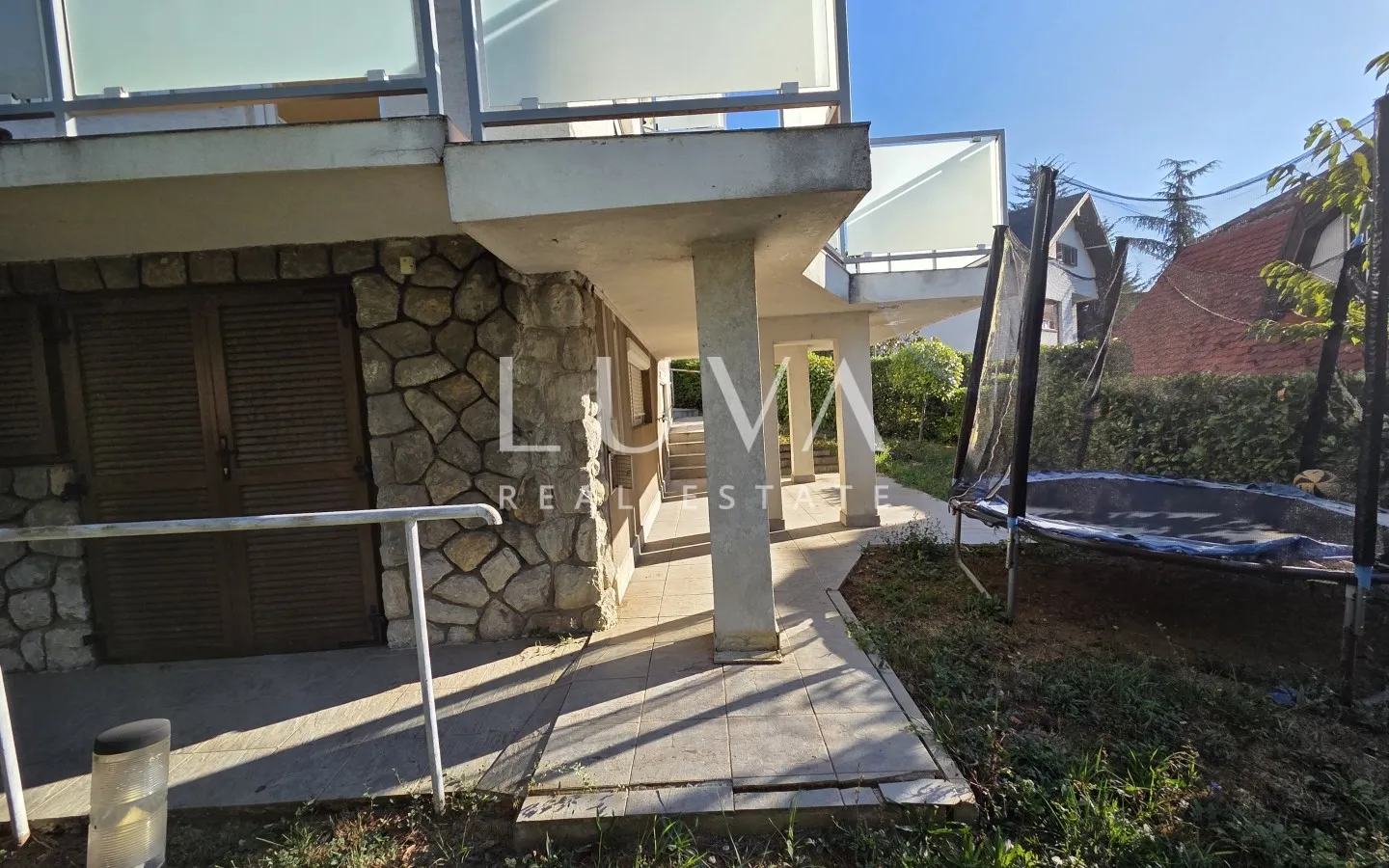 Zagreb, Šalata, Haus 310 m2 zur Anpassung, Garage, zu verkaufen