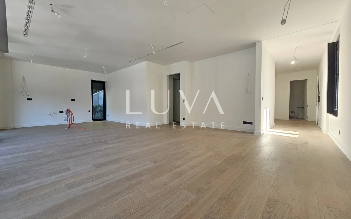 Zagreb, Kraljevec, luxury 4 room apartment 164m2 in a new building, for sale