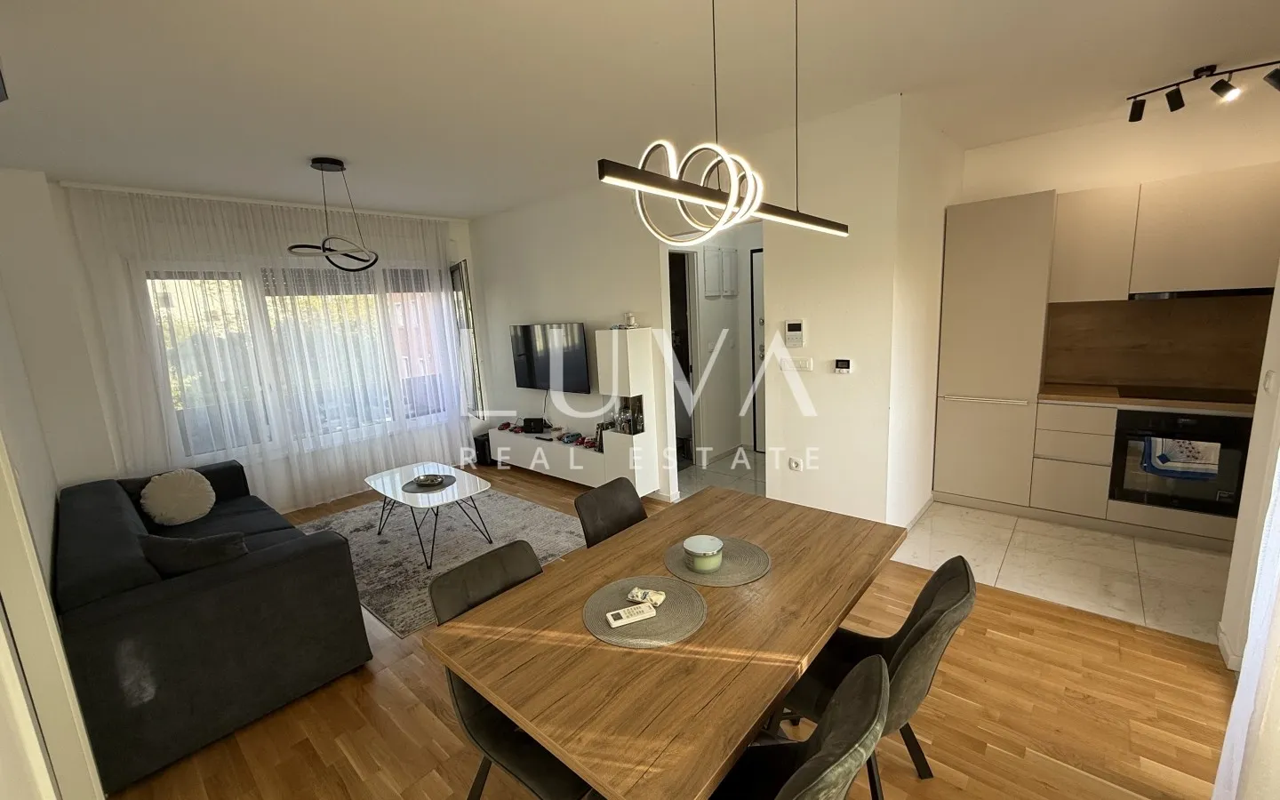 Flat Blato, Novi Zagreb - Zapad, 77m2