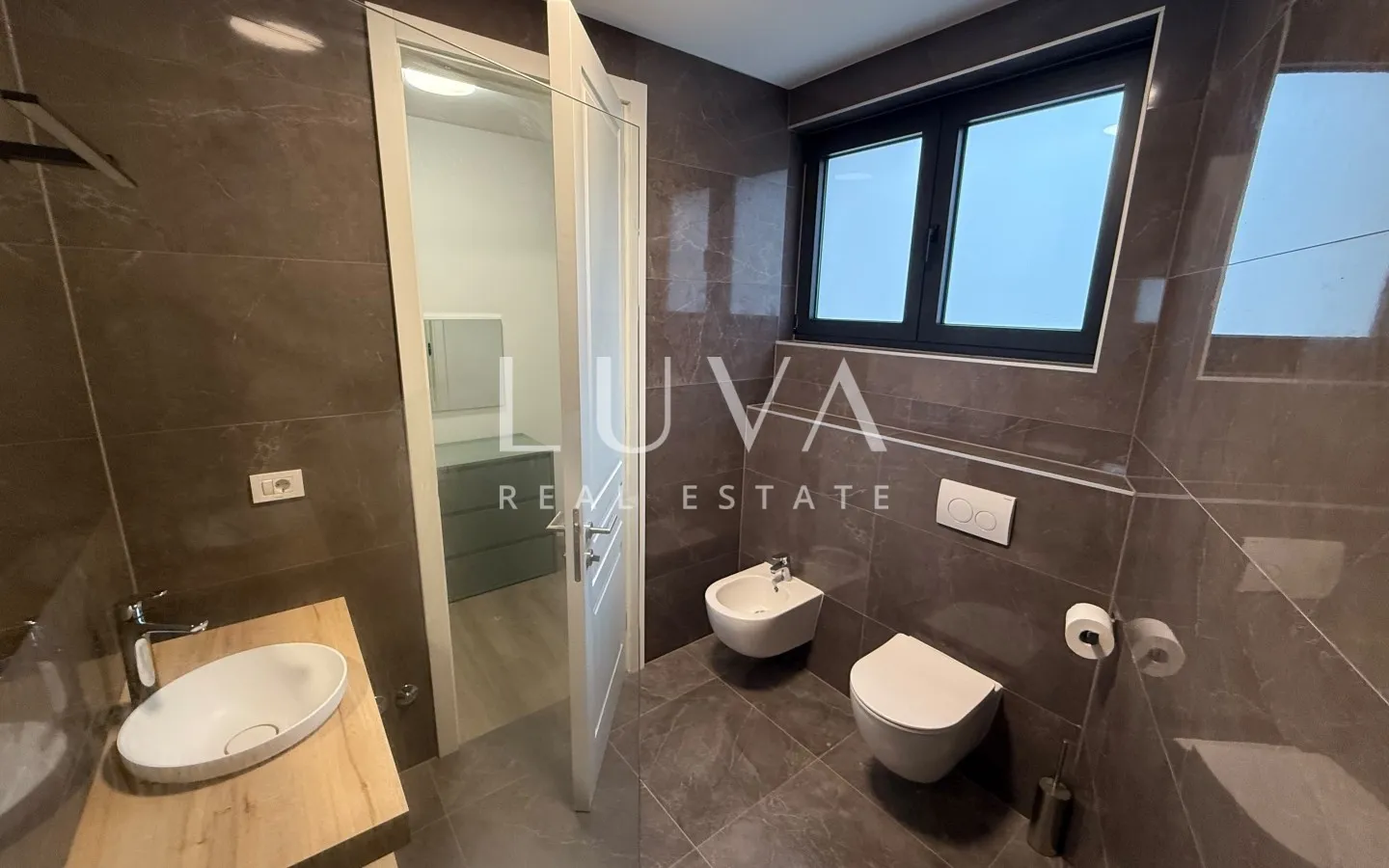 Istra, Poreč, three room apartment in a quiet neighborhood