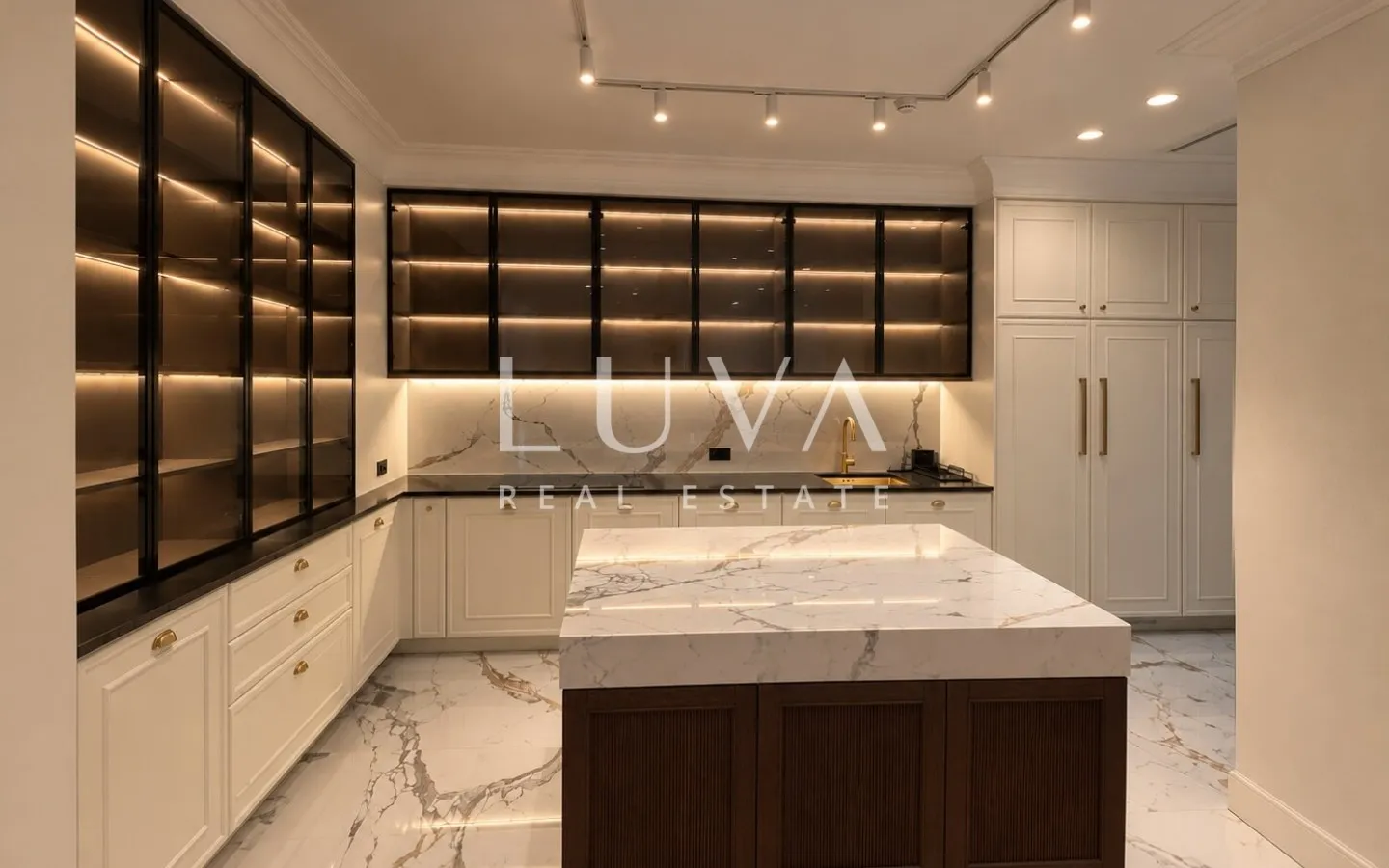 Zagreb, Center, luxury 4 room apartment in a new build for rent