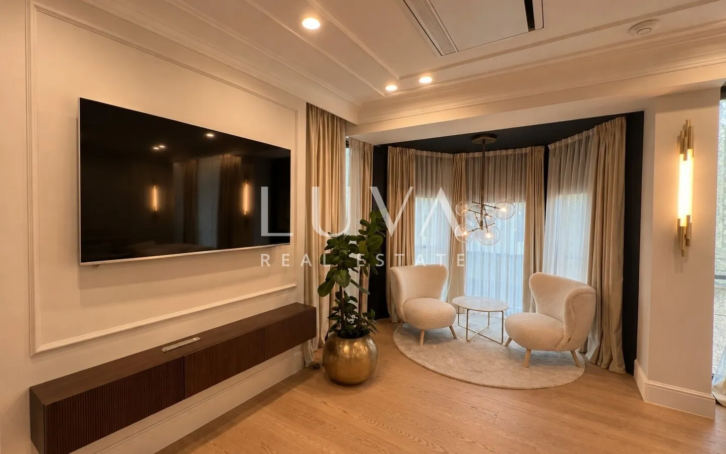 Zagreb, Center, luxury 4 room apartment in a new build for rent