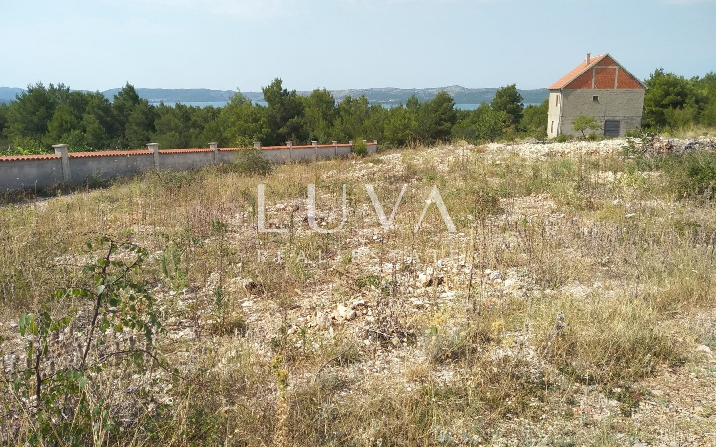 Gračac, Skradin, 2,000 m² building land for sale near the sea
