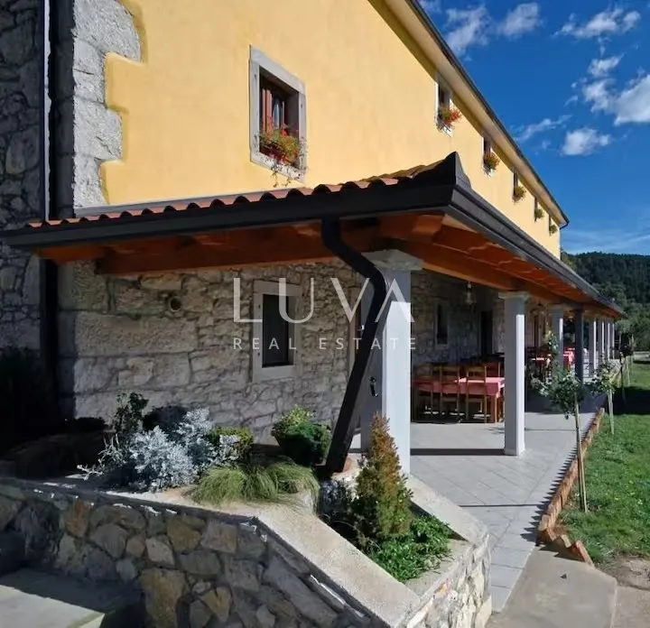 Istra, Ripenda Kras, tourist villa and estate for sale