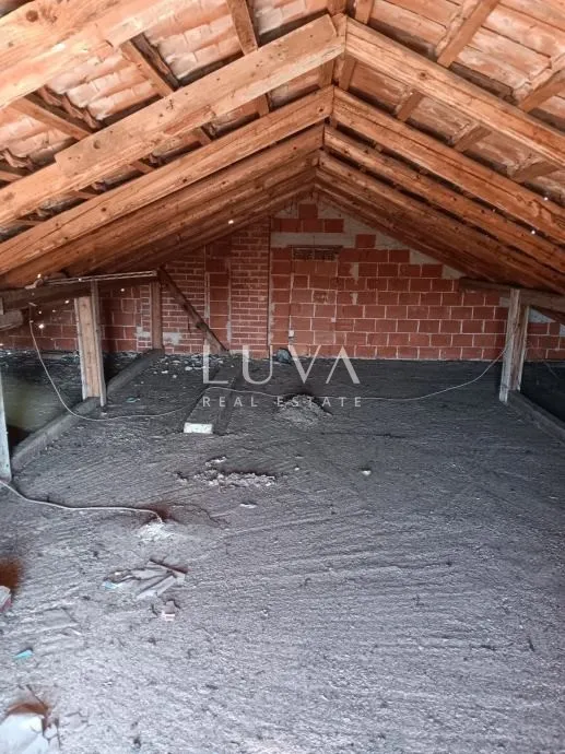 Istra, Poreč, 3S novo renovirani stan u kući, 82 m²