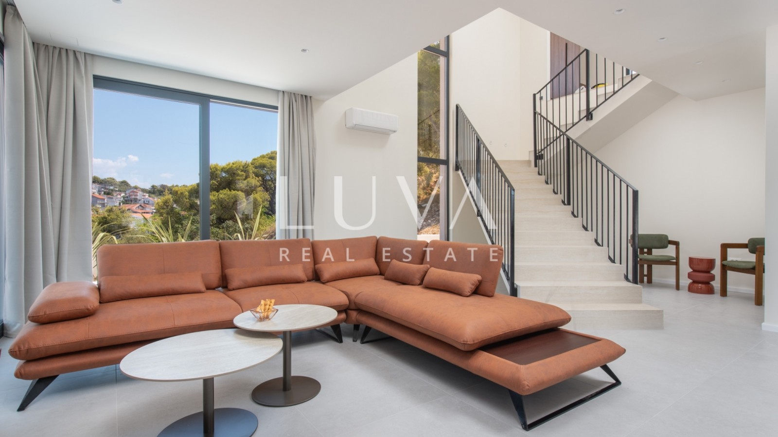 Čiovo, Trogir, modern 285 m² house with a pool and sea view