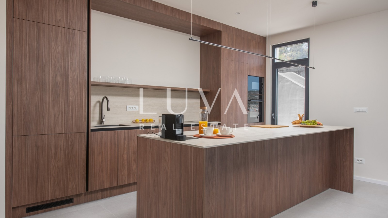 Čiovo, Trogir, modern 285 m² house with a pool and sea view