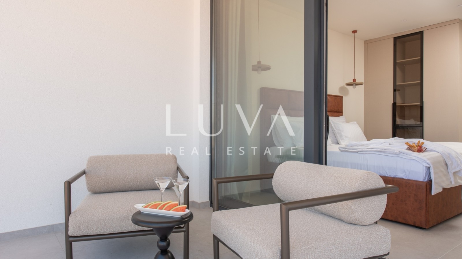 Čiovo, Trogir, modern 285 m² house with a pool and sea view