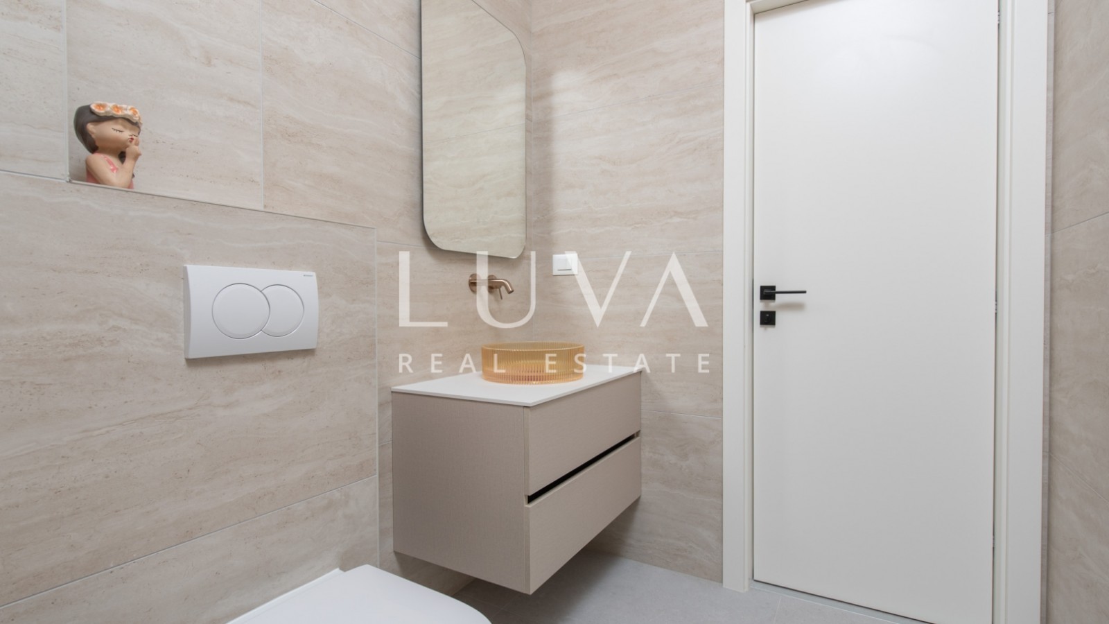 Čiovo, Trogir, modern 285 m² house with a pool and sea view