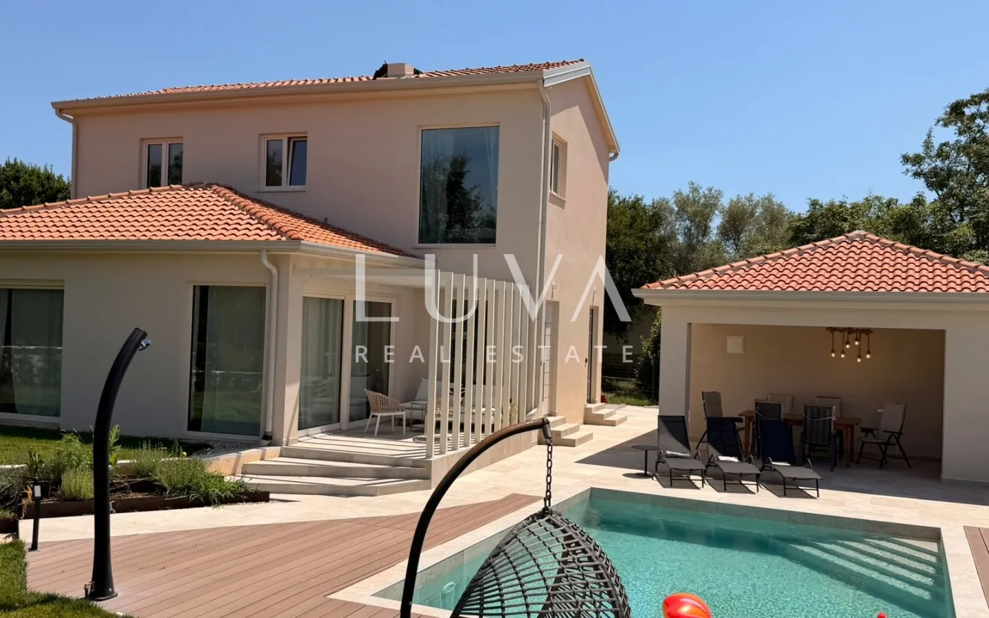 Istria, Poreč, modern villa with pool and garden, 180 m²
