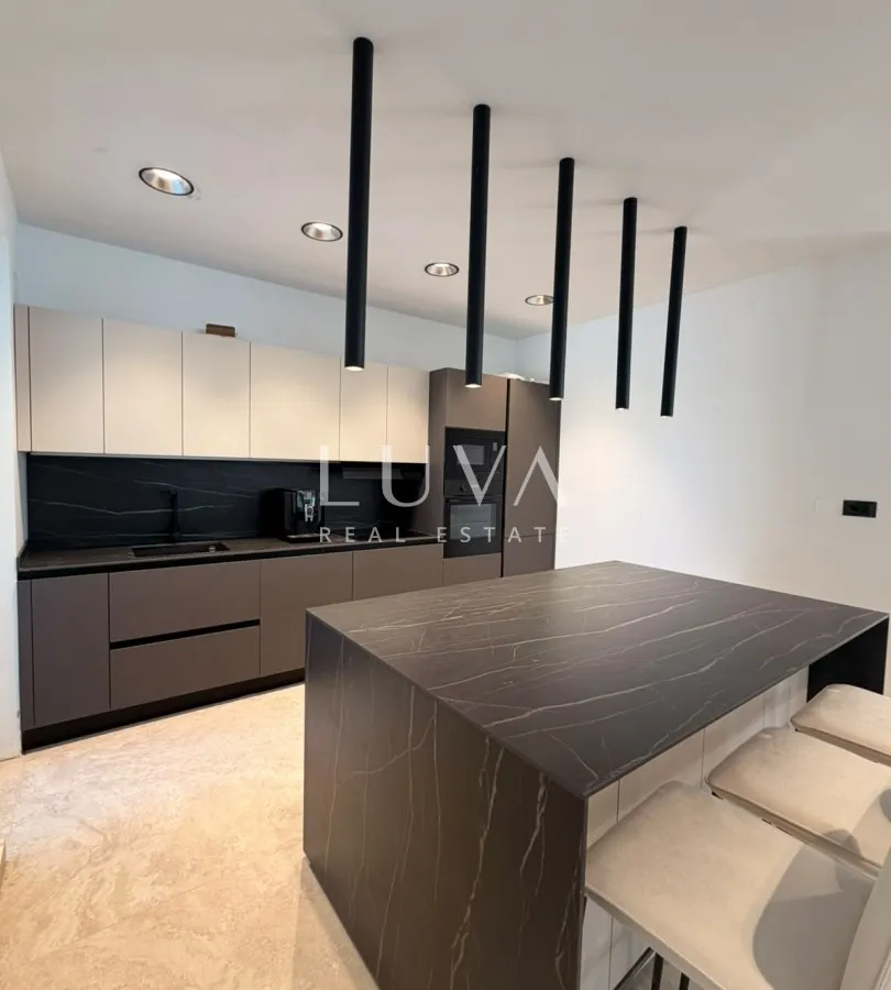Istria, Poreč, modern villa with pool and garden, 180 m²