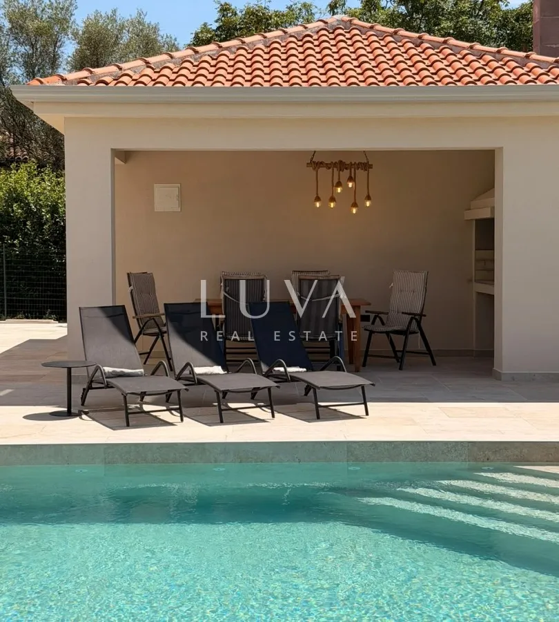 Istria, Poreč, modern villa with pool and garden, 180 m²