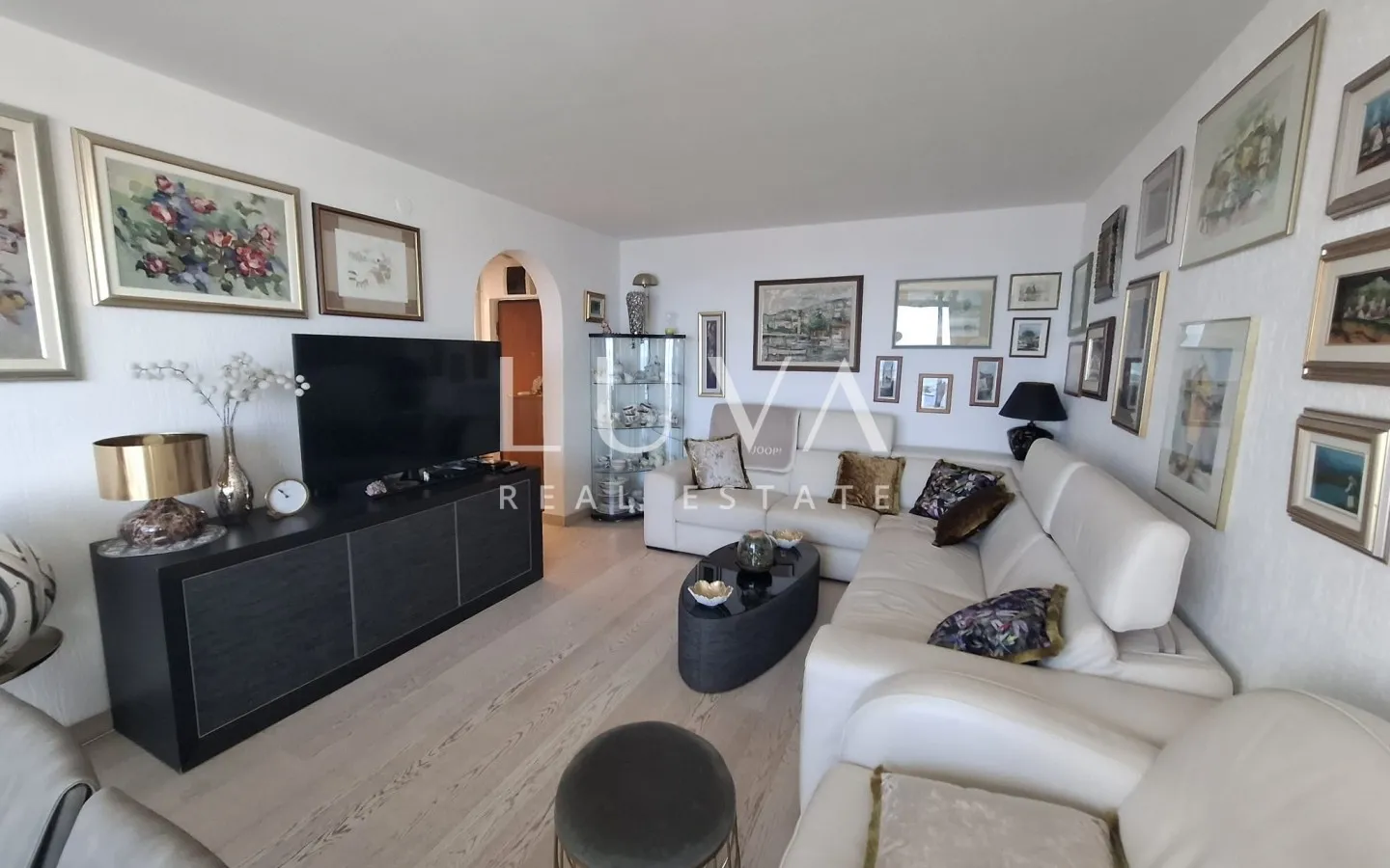 Rijeka, Rastočine, furnished 3-bedroom apartment with a panoramic view, 74 m² NKP
