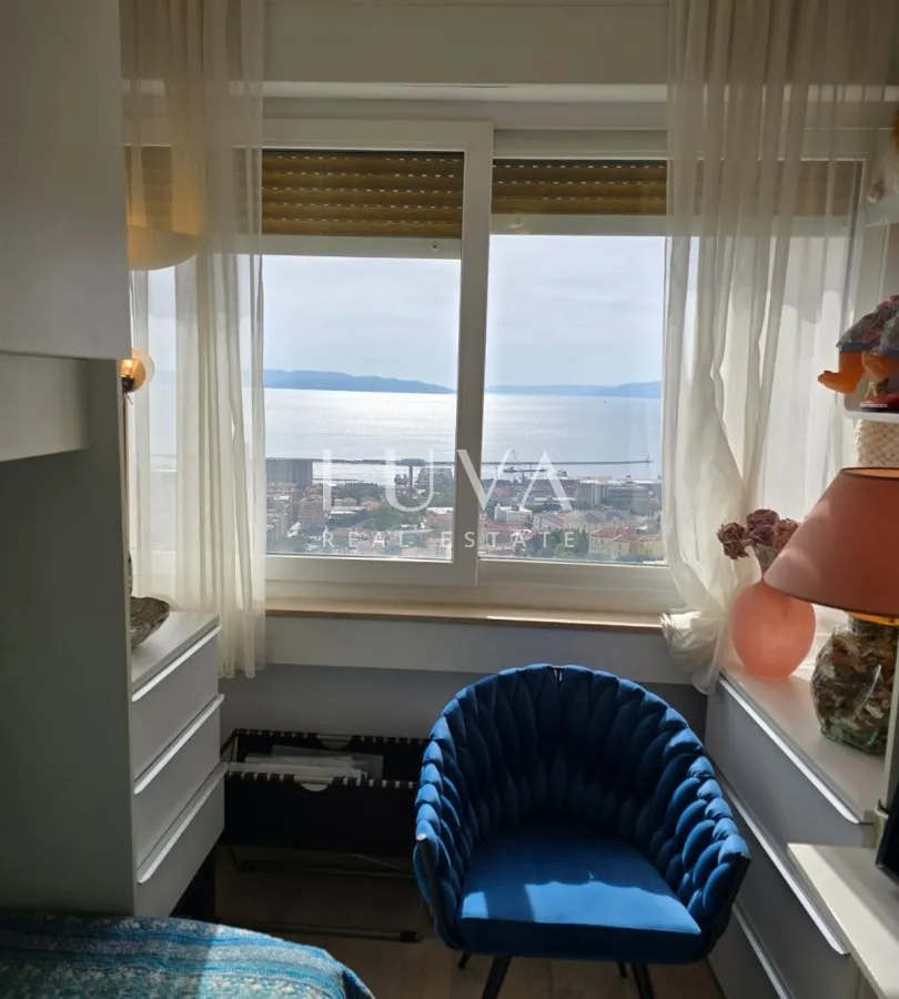 Rijeka, Rastočine, möblierte 3-Zimmer-Wohnung mit Panoramablick, 74 m² NKP