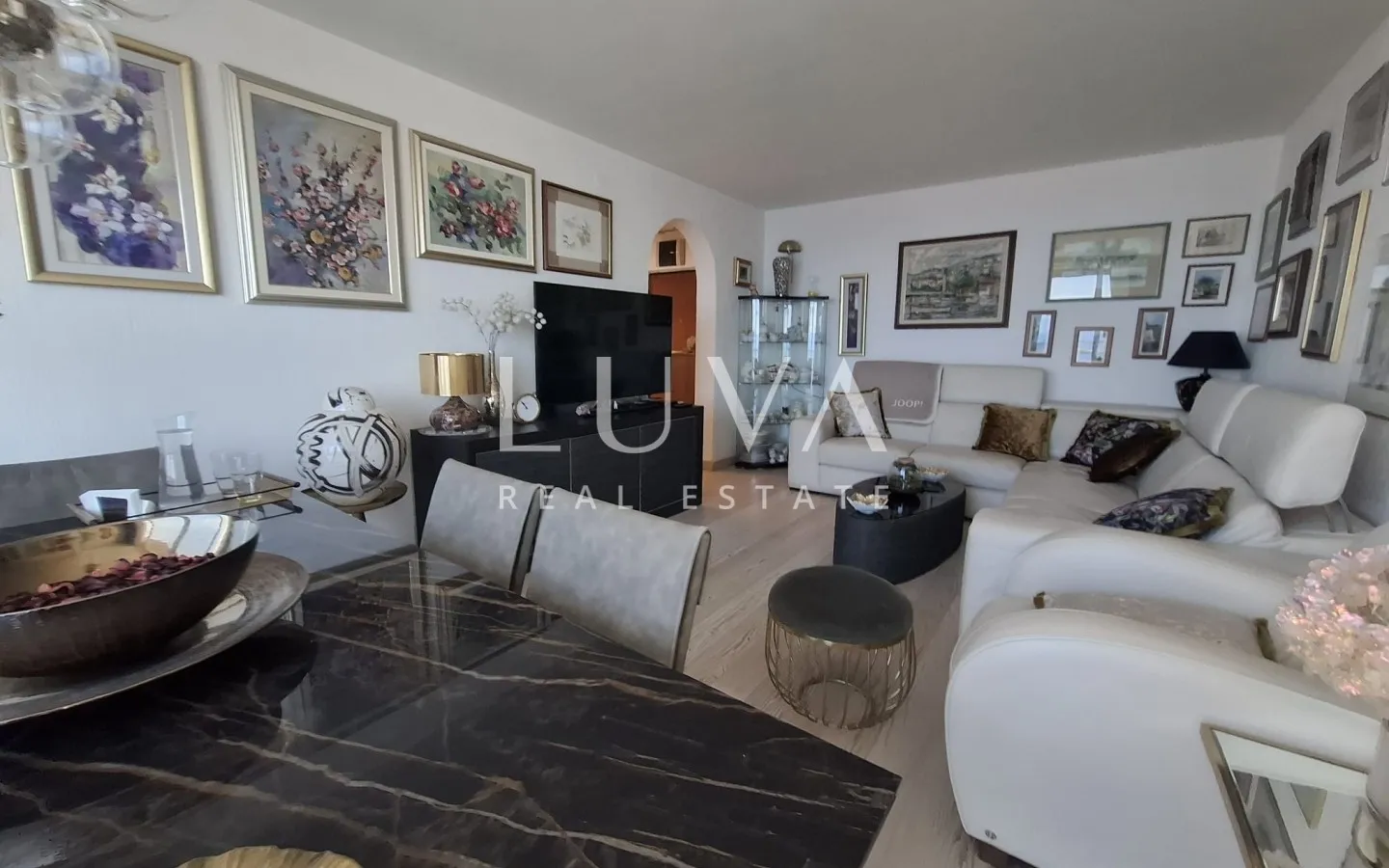 Rijeka, Rastočine, furnished 3-bedroom apartment with a panoramic view, 74 m² NKP